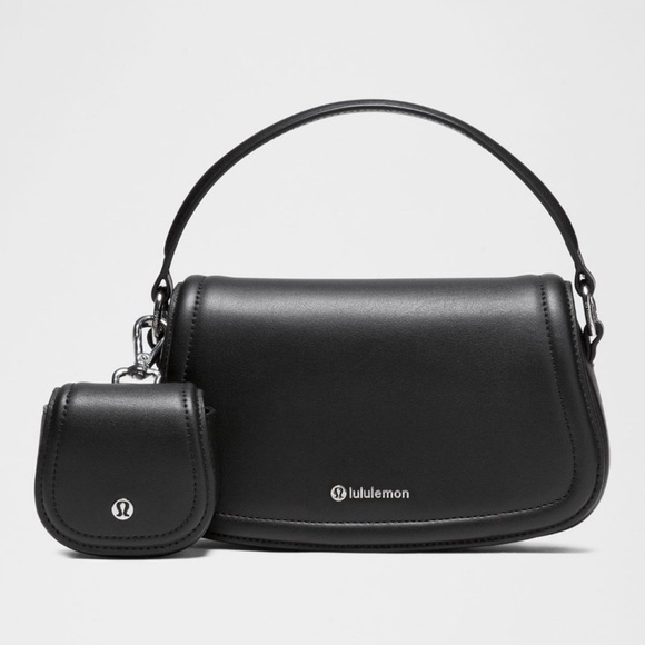 Lululemon-Leather Alternative Mini Bag 1.2L-Black-NWT - Picture 1 of 13